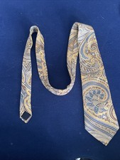 Brooks Brothers Men's 100 Silk Tie Hand Made In The USA Of Italian Fabric