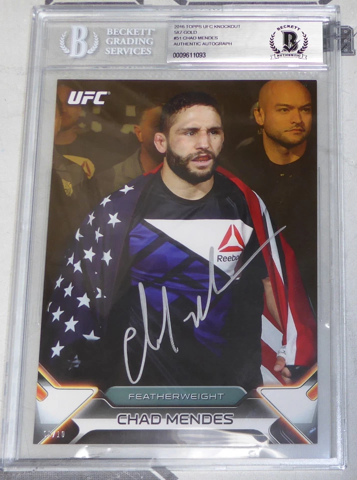 Подписанная золотая карточка Чада Мендеса 2016 Topps нокаут UFC 5x7 No51 BAS Beckett сертификат подлинности /10 - Изображение 2 из 4