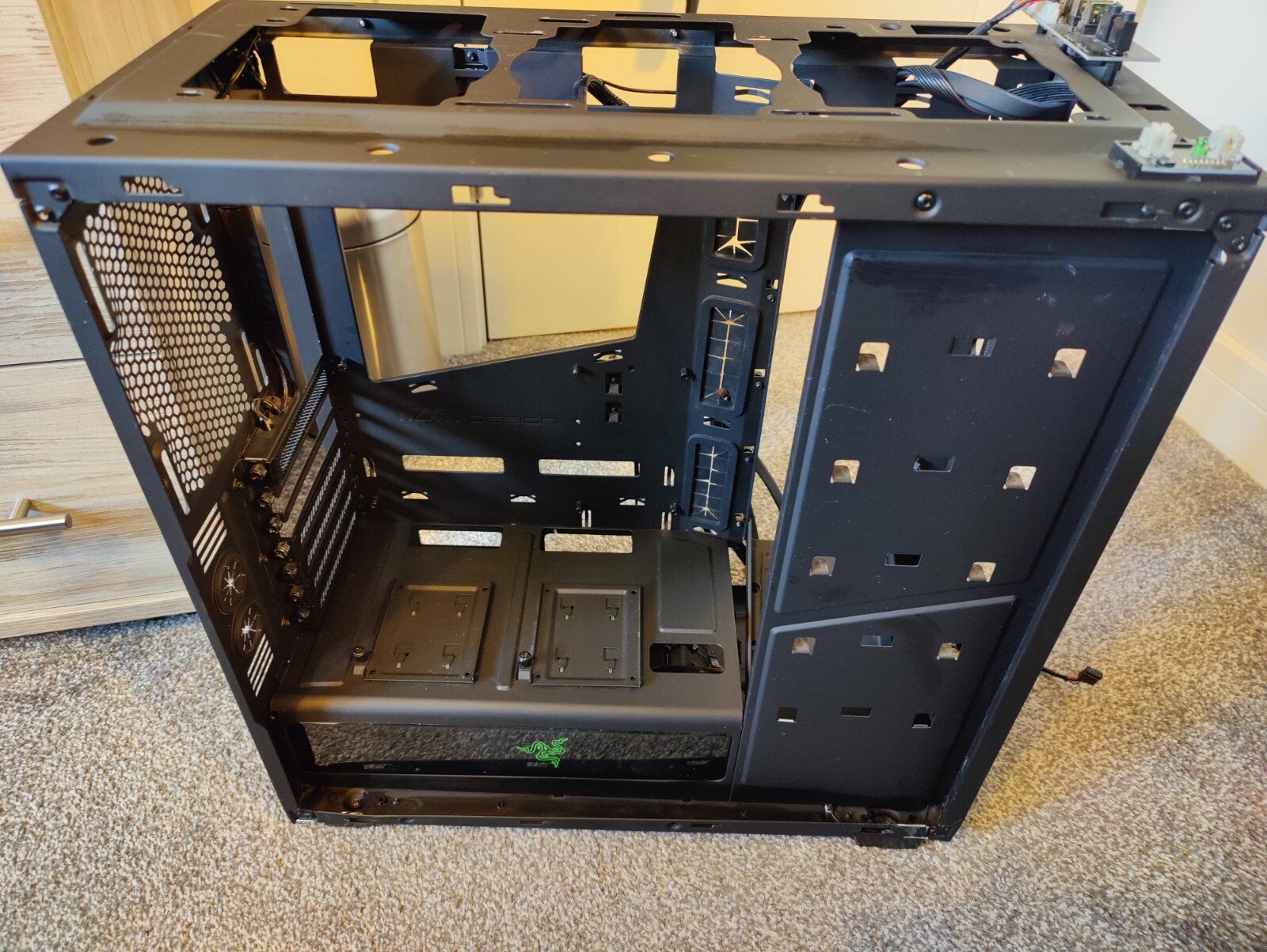 NZXT H440 Razer PC CASE eBay