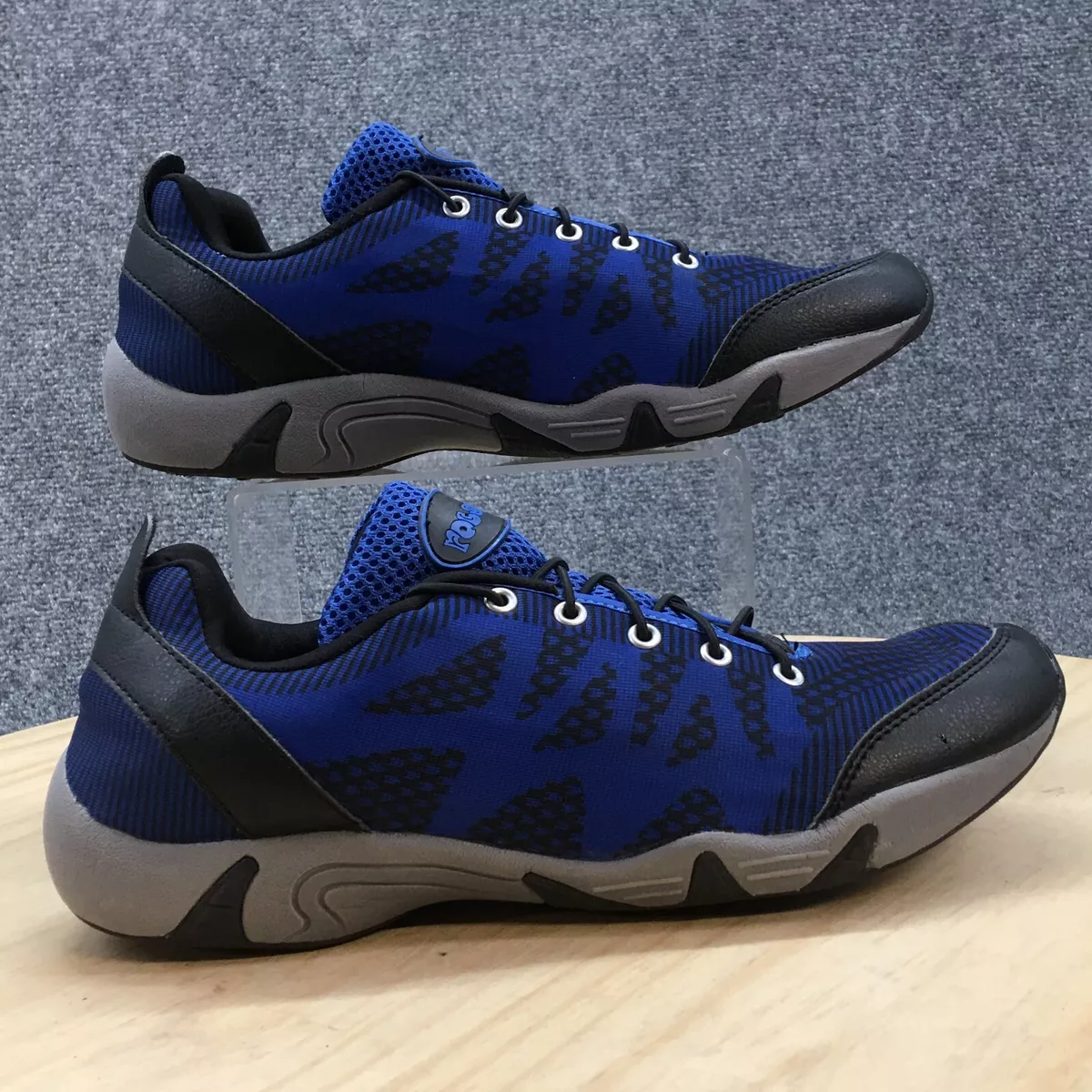RocSoc Shoes Mens 10 Water Sneakers Blue Mesh Round Toe Lace Up