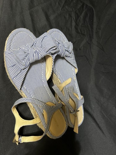 Liz Claiborne Blue White Striped Strappy Bow Platform Wedge Espadrille Sandals 9 - Picture 2 of 4