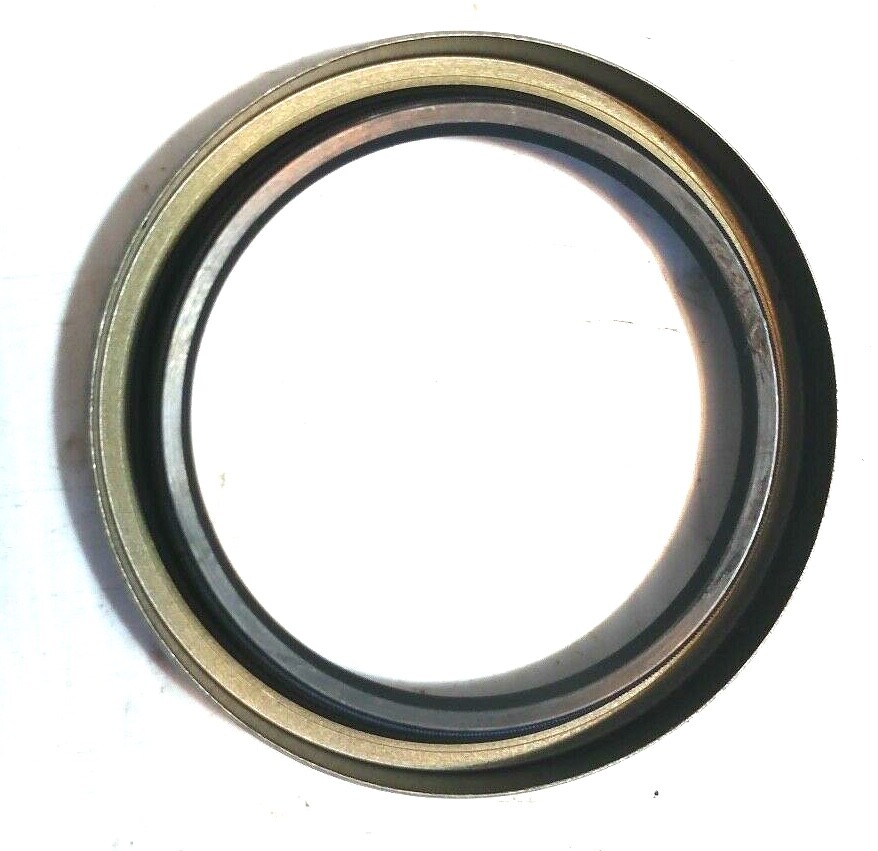 Rolls Royce Brake Disc Rotor FRONT  HUB WHEEL SEAL  UG13397 65 TO 99