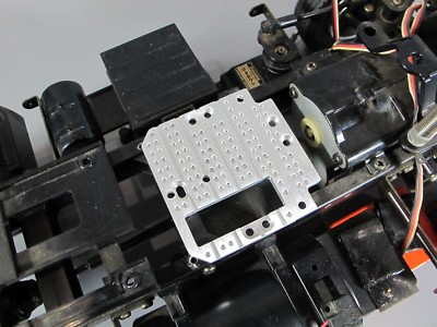 Aluminum Fifth Wheel Servo Stay Mount Plate Tamiya 1/14 RC King Grand Hauler Man