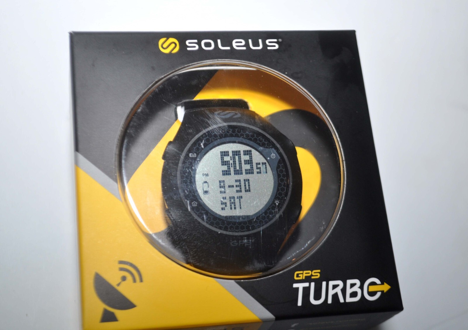 Soleus SG001 Black GPS Turbo Running / Fitness Activity Tracker Watch