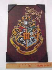 Harry Potter Hogwarts Crest Wooden Wall Art 13"x19.5" 33cmx49cm Brand New