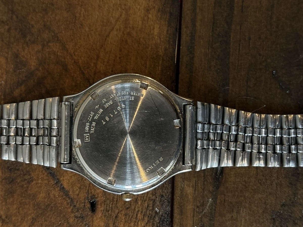 Vintage SEIKO Quarz Men's Watch 5y22-8A81 | eBay