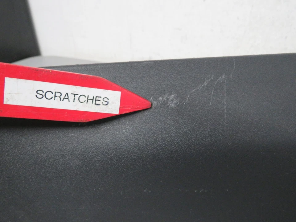 2013 2020 NISSAN NV200 RIGHT SIDE REAR MOLDING Foto 4 de 4