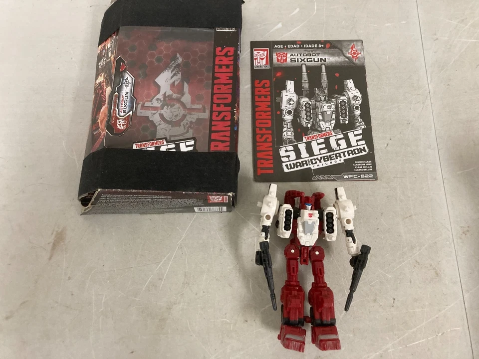 Lot of 5 Transformers WFC Netflix Deluxe – Jazz Mirage Chromia - Image 2 of 4