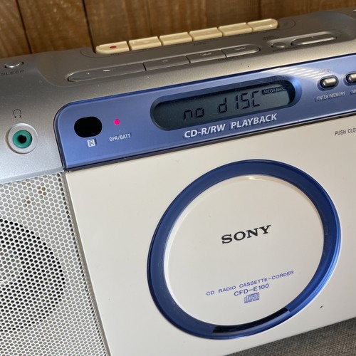 SONY CFD-E100 Boombox CD CD-R/RW Playback Radio Cassette-Corder FULLY TESTED - Picture 2 of 19