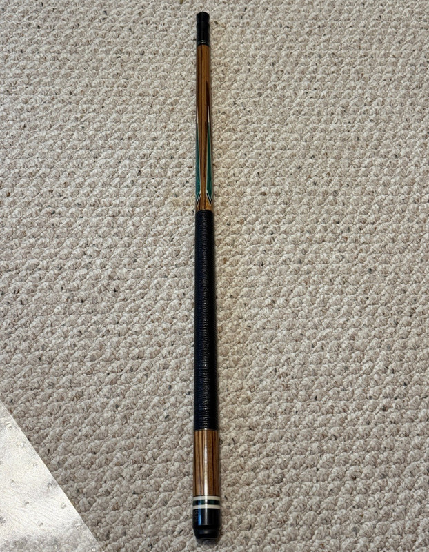 McDermott Cue with Extension - No Shaft