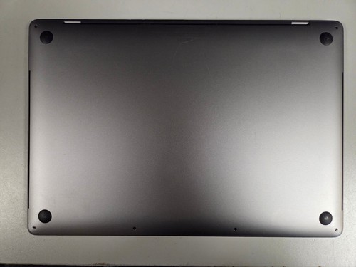 2019 MacBook Pro A2141 - i9 Eight Core - 16GB RAM - 1TB Storage - Afbeelding 3 van 11