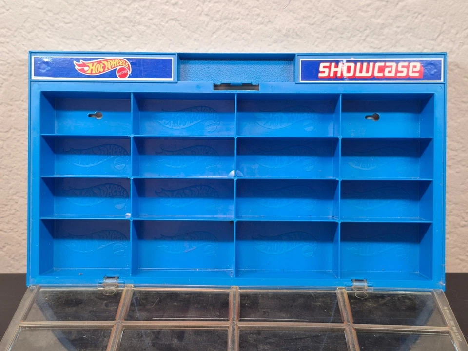 Vintage Hot Wheels Showcase Display Case Blue 18-Car Holder Mattel - Image 2 of 4