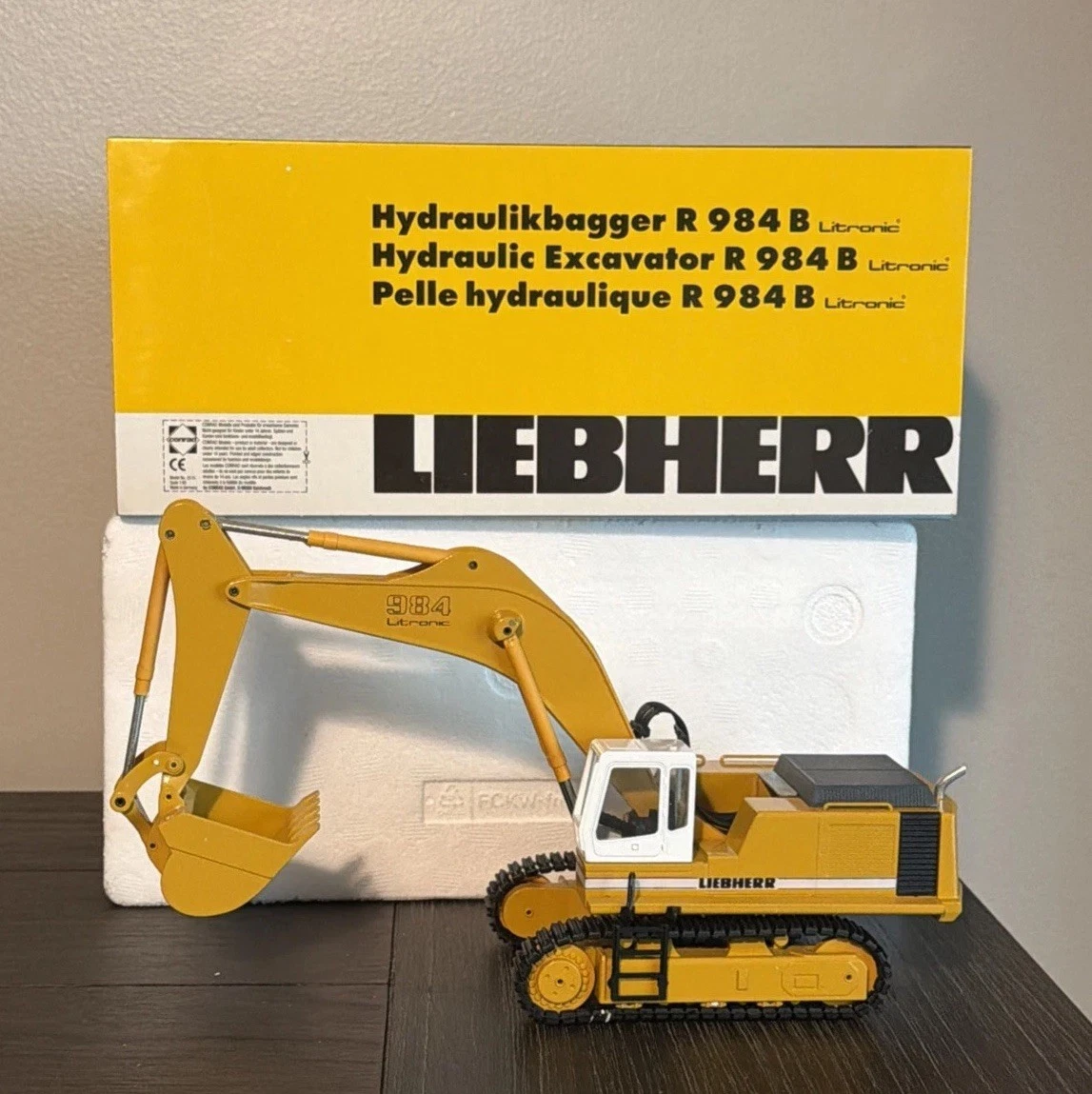 Liebherr 挖掘机1:50 压铸玩具车| eBay