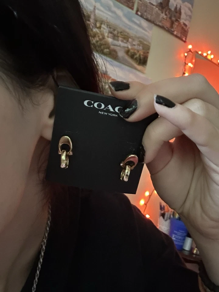 Pendientes colgantes Coach Chunk C-Link dorados accesorios de moda para mujer Foto 4 de 4