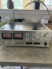 accuphase e-202 amplifier Rare Top Of Line Mo...