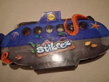 Stikeez aus dem tiefen Ozean Sammelalbum Fast       komplett Bis Auf 3 Figuren