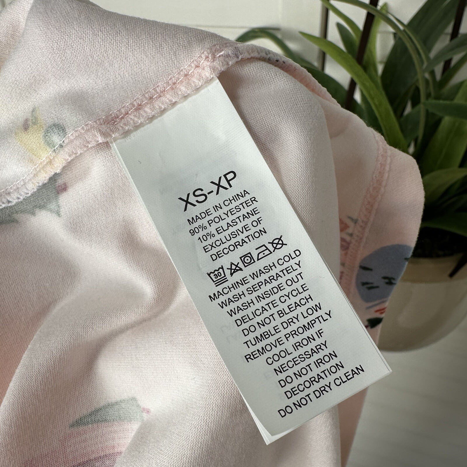 Kate Spade New York Pink Christmas Pajama Top Button Henley Long Sleeve Size XS thumbnail 8