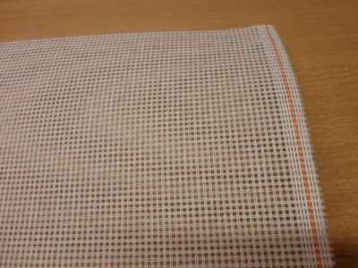 50 cm - Zweigart Handarbeitsstoff Stramin 60 cm breit 44 Stiche auf 10 cm 