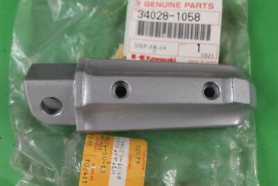 NOS Kawasaki Left Front Footpeg Rest 1983-1985 ZX550 ZX1100 #34028