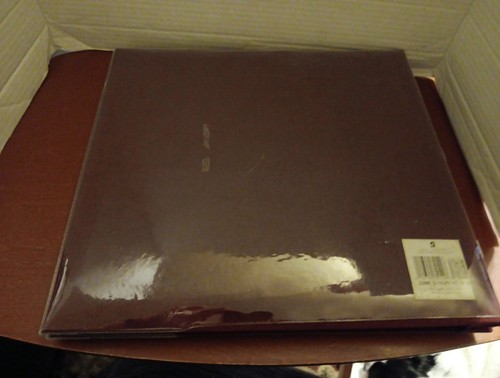 New Seasons 12" x 12" Burgundy Embossed Scrapbook New - Picture 23 of 23