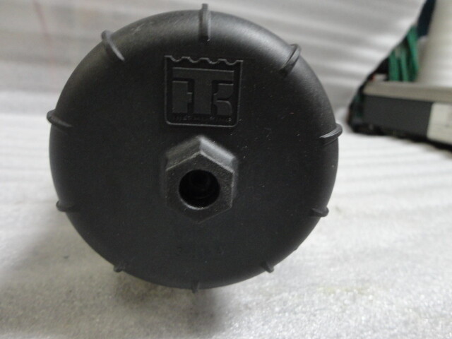 ( ¨̮ ) THERMO KING 13-2627 Fuel Filter Head Assembly | eBay