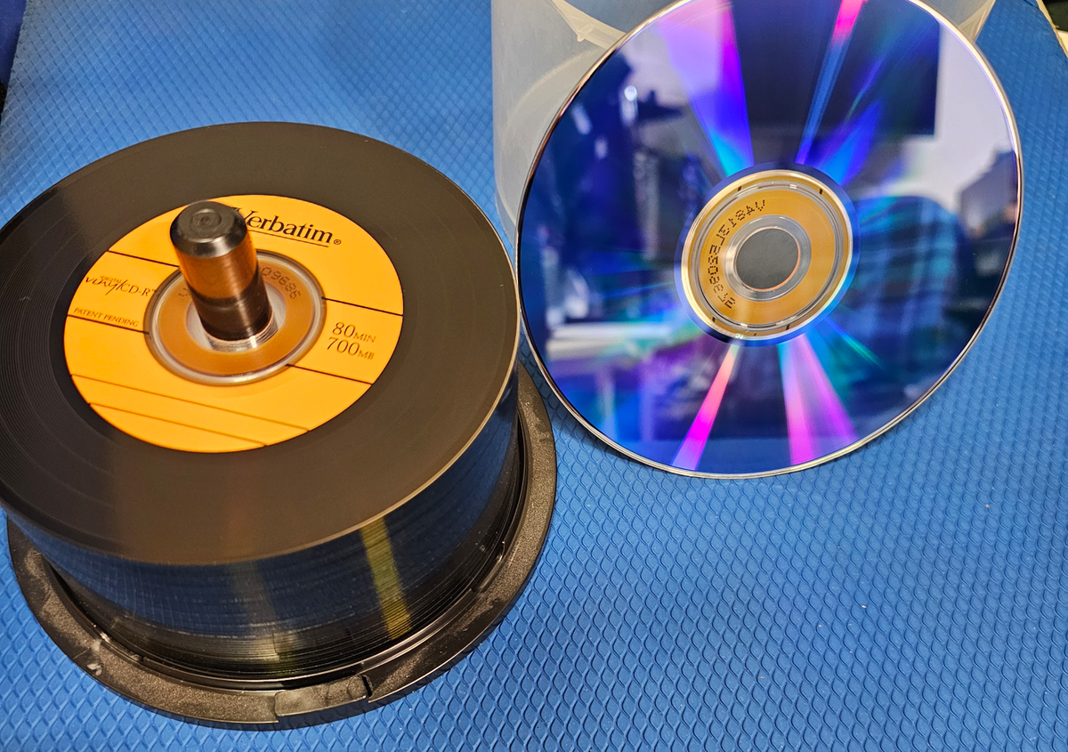 Verbatim Vinyl/CD-R Recordable CD Media 700mb 80minute (42qty