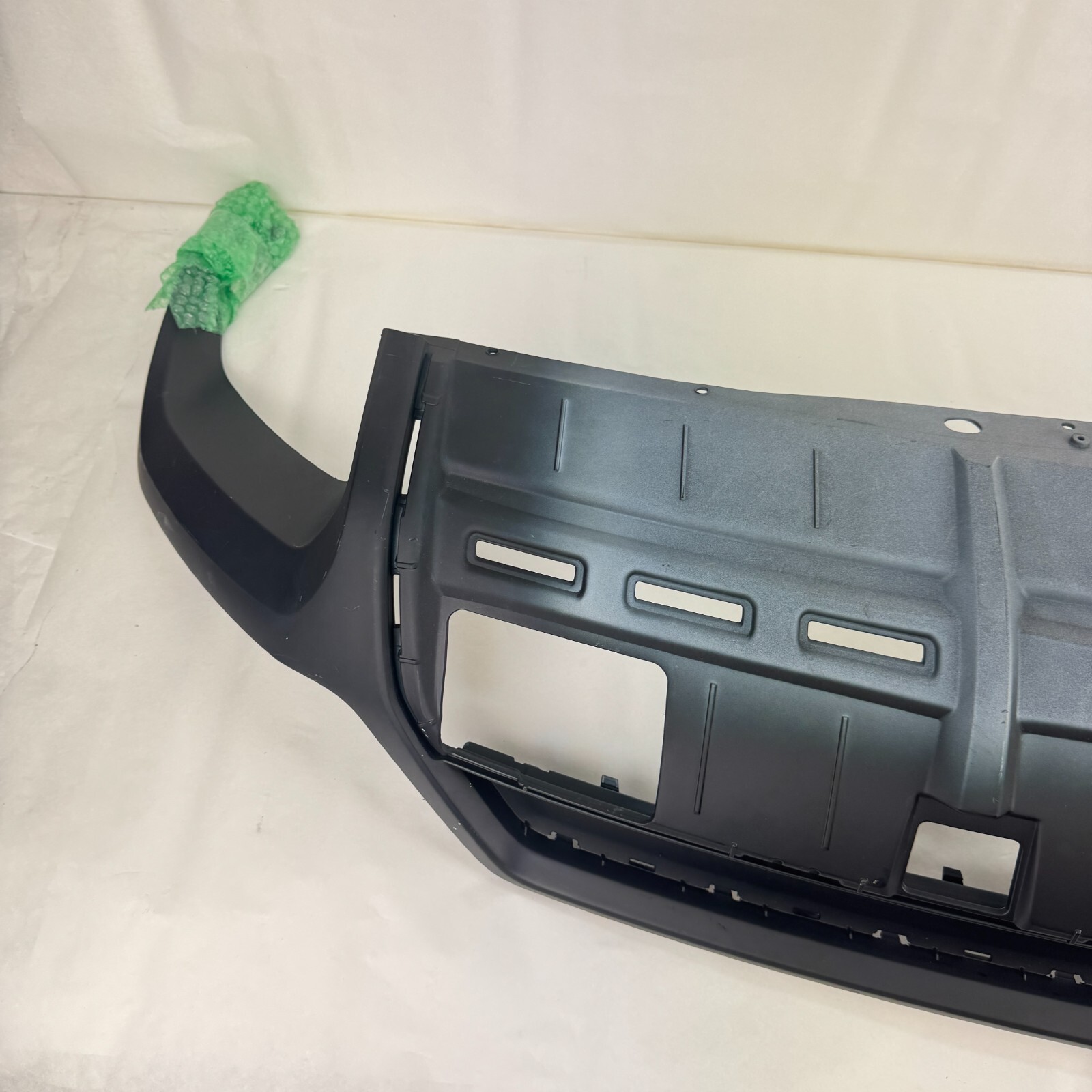 OEM 2018-2024 Lamborghini Urus Dune Rear Bumper Lower + Center Cover 4ML807568C