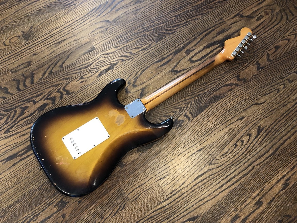 ギター Fender American Vintage 1956 Stratcaster Fender American Vintage '56 Stratocaster - Aged White Blonde