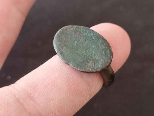 Roman bronze finger ring wearable ancient artefact Please read description LA76z