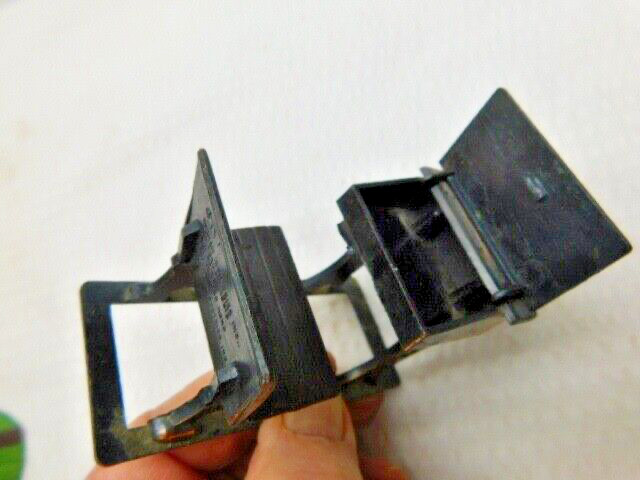 Vintage Durham Industries 1976 Diecast Dollhouse Furniture School Desk No.25