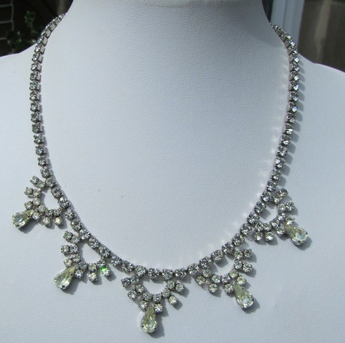 Vintage Festoon, Swag, Rhinestone Cocktail Sparking Necklace Claw Set & Stunning - Picture 6 of 8