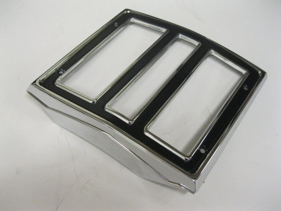 NUEVO Se adapta a Dodge Dart 1968 luz trasera lámpara biseles moldura 68 Foto 3 de 3