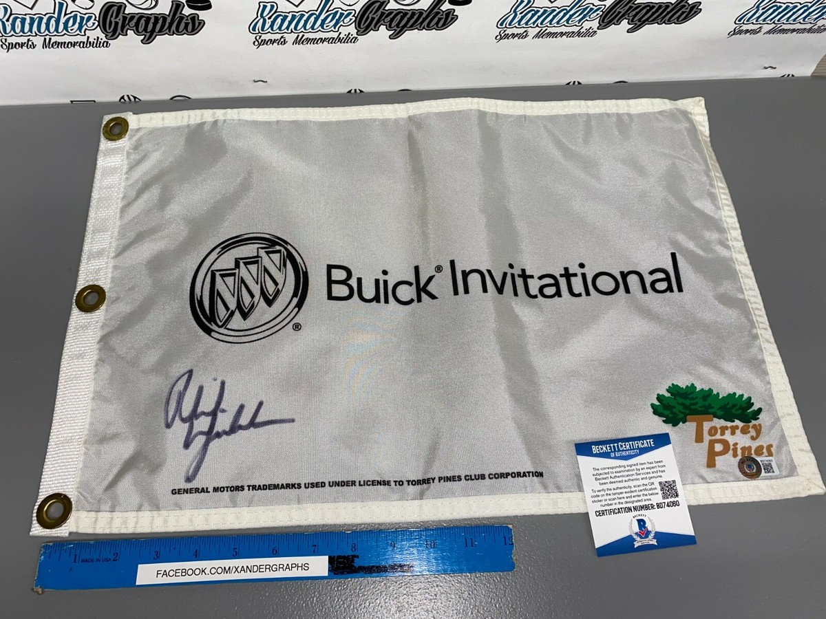 PHIL MICKELSON SIGNED AUTOGRAPHED GOLF PGA BUICK PIN FLAG-BECKETT