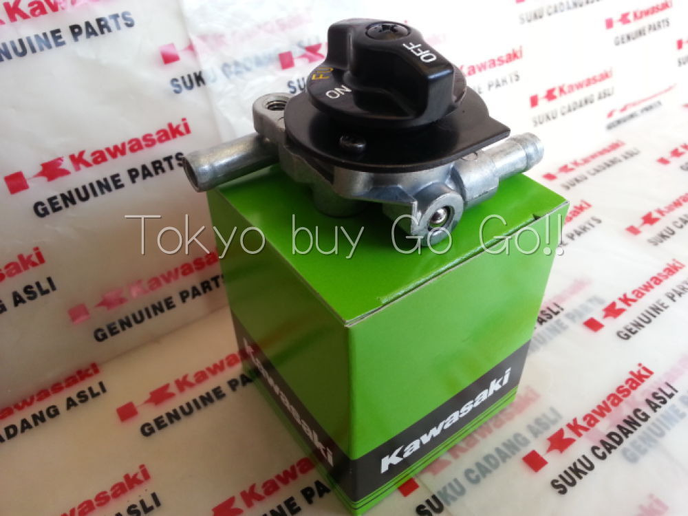0Kawasaki ZX600 Ninja ZX-6 ZZR600 Fuel Tap Petcock 51023-1320