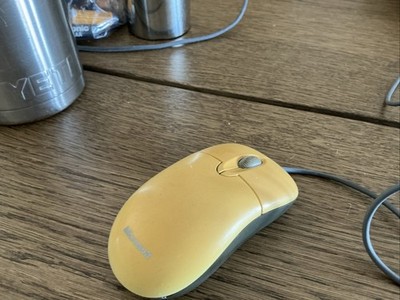 Microsoft Basic Optical Mouse Scroll Wheel USB Wired Vintage - USED