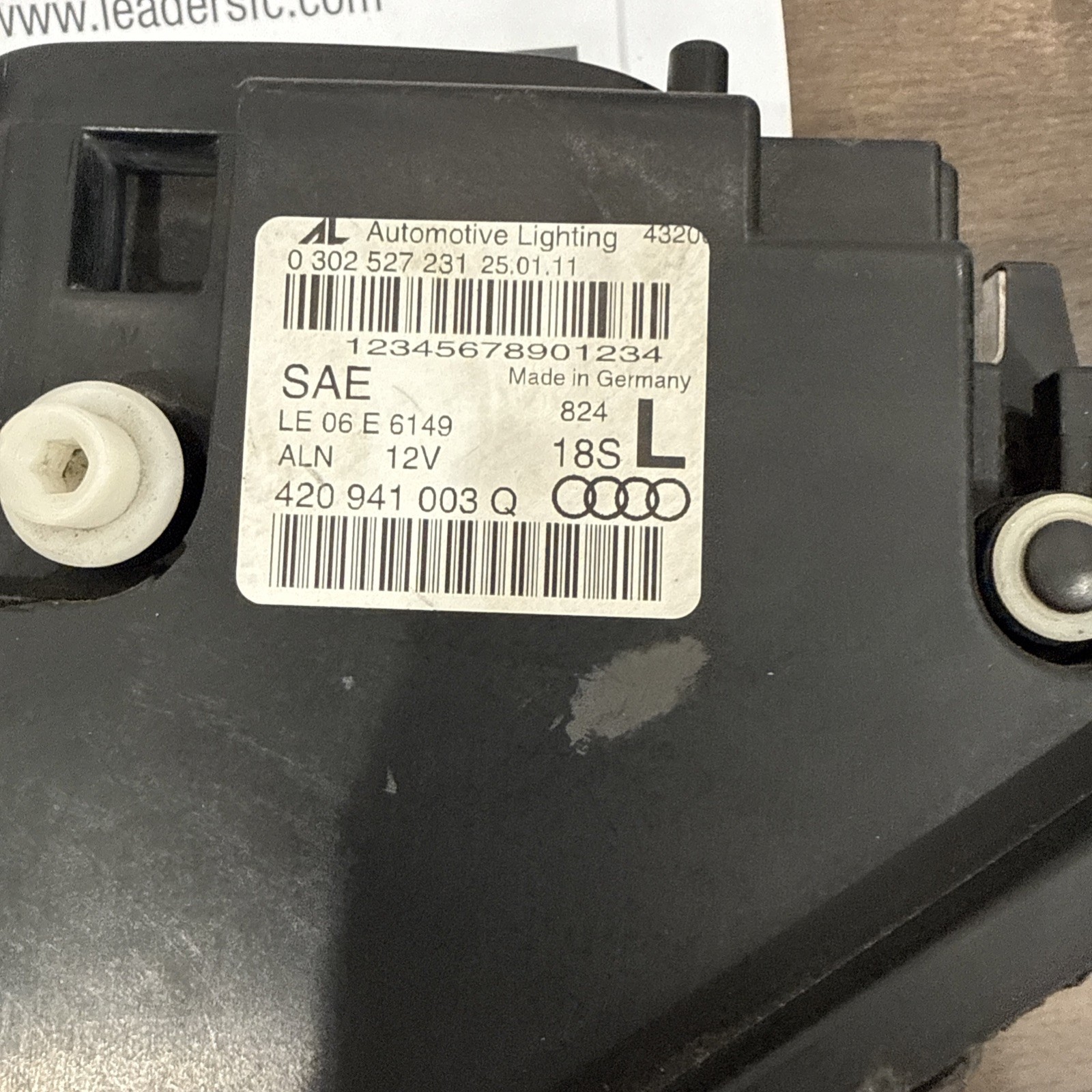 2008 2009 2010 2012 year OEM Audi R8 Front LEFT LED Headlight 420941003Q Parts
