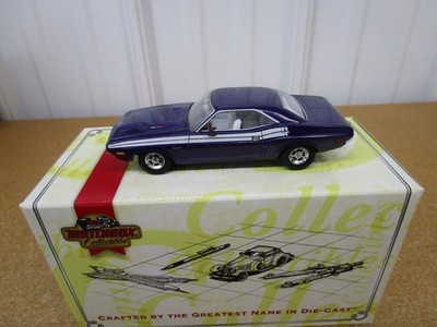 1971 Dodge Challenger R/T 1/43 Matchbox Collectibles purple muscle car diecast G