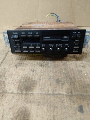 1989 Lincoln Mark VII AM FM Cassette Tape Radio Receiver E8LF-19B165-AB Town Car
