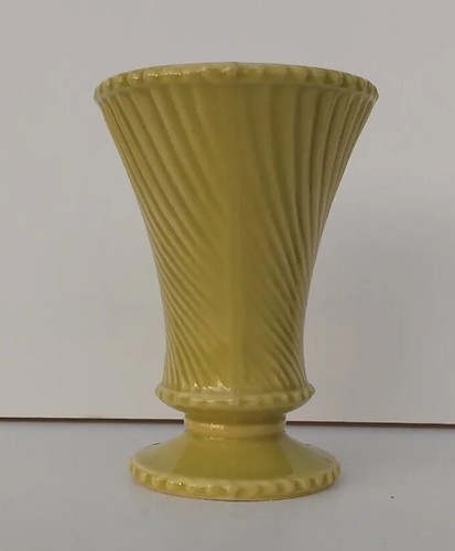 Vtg McCoy GREEN SWIRL trumpet vase ceramic footed pottery pedestal striped - Picture 3 of 11