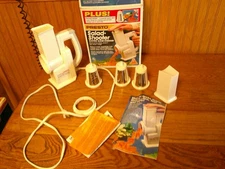 VTG Electric Presto Salad Shooter | w 3 Slicer Cones   TESTED & WORKS W/box