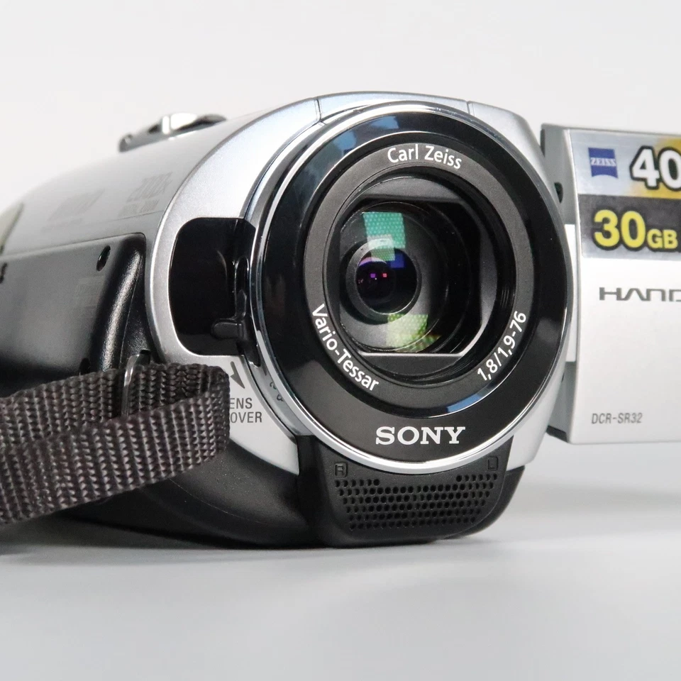 [Mint] Sony Handycam DCR-SR32 Camcorder, Video Recorder, Charger  - Photo 3/4