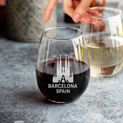 Custom Engraved Barcelona Spain Wine Glass   15 oz Stemless Glass