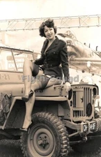 WW2 Picture Photo US Army  Pinup PIN-UP Keep US Jeep Army  5429