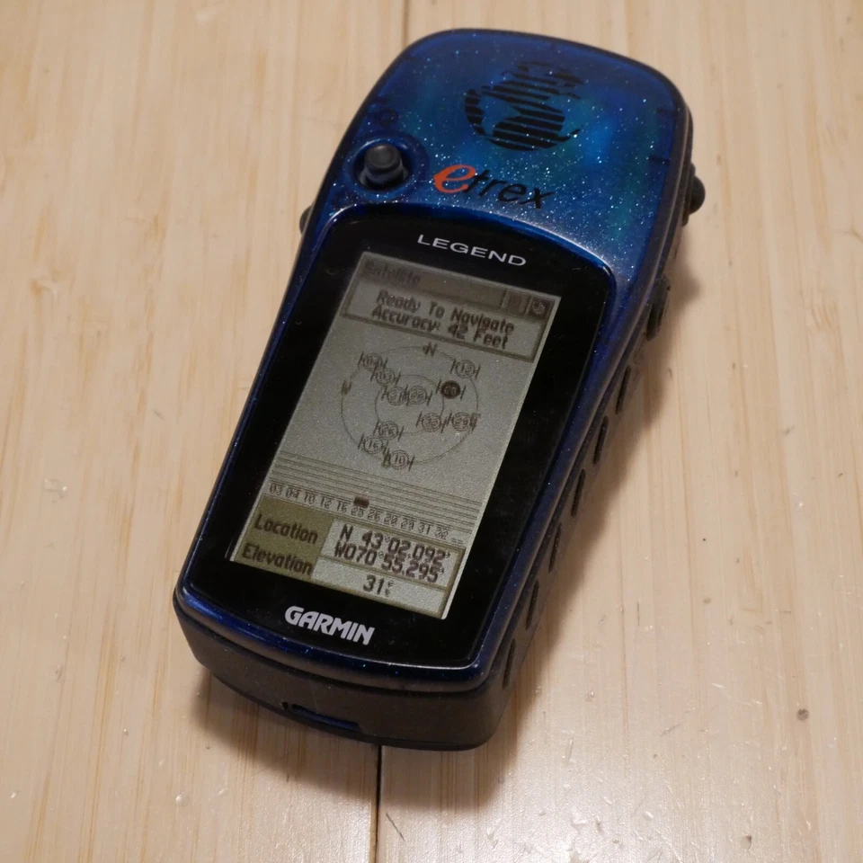 Garmin eTrex Legend Handheld Personal GPS LCD Display (Blue) - Image 2 of 4