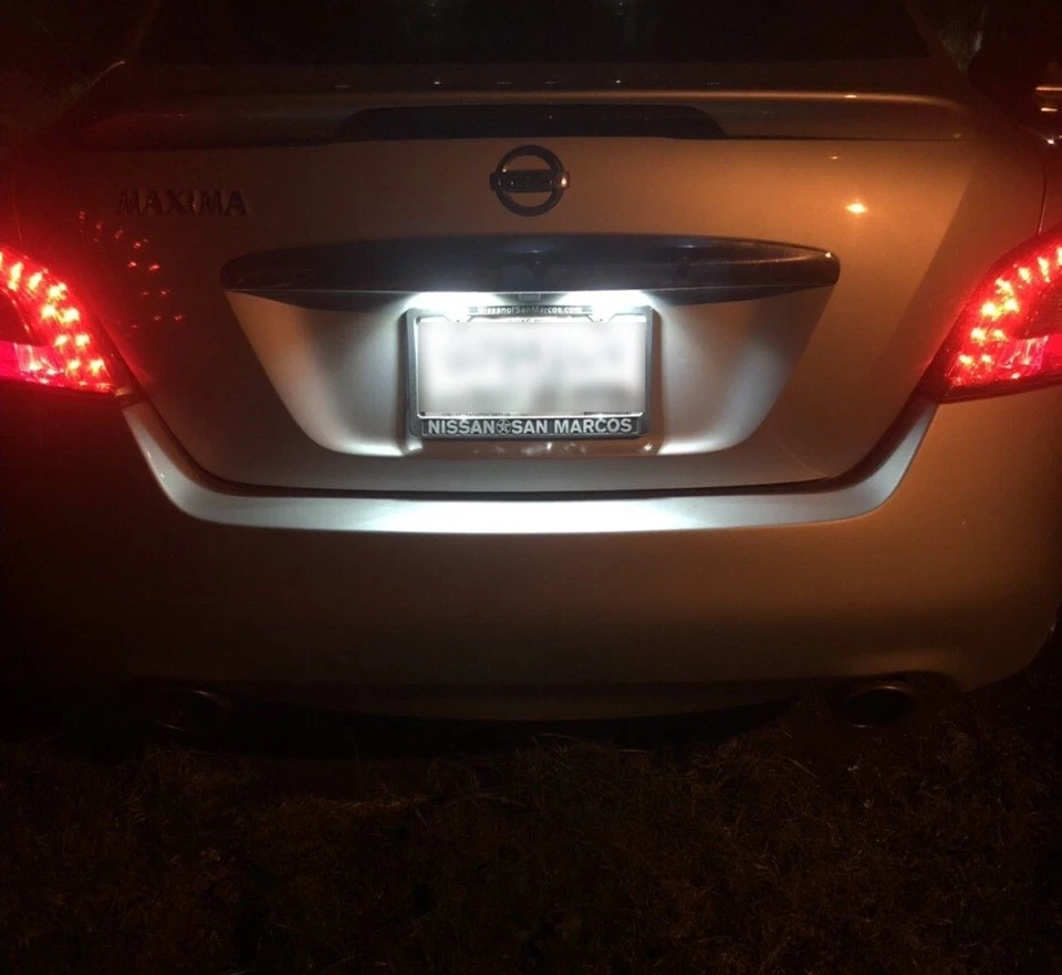 Bombilla de matrícula LED 1200LM blanca T10 194 para Infiniti FX35 2003-2012 Foto 4 de 4