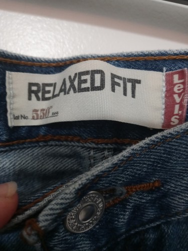 Levi’s 550 Relaxed Fit Jeans Medium Wash Blue Men’s Size 40x32 Brand New - Picture 3 of 7
