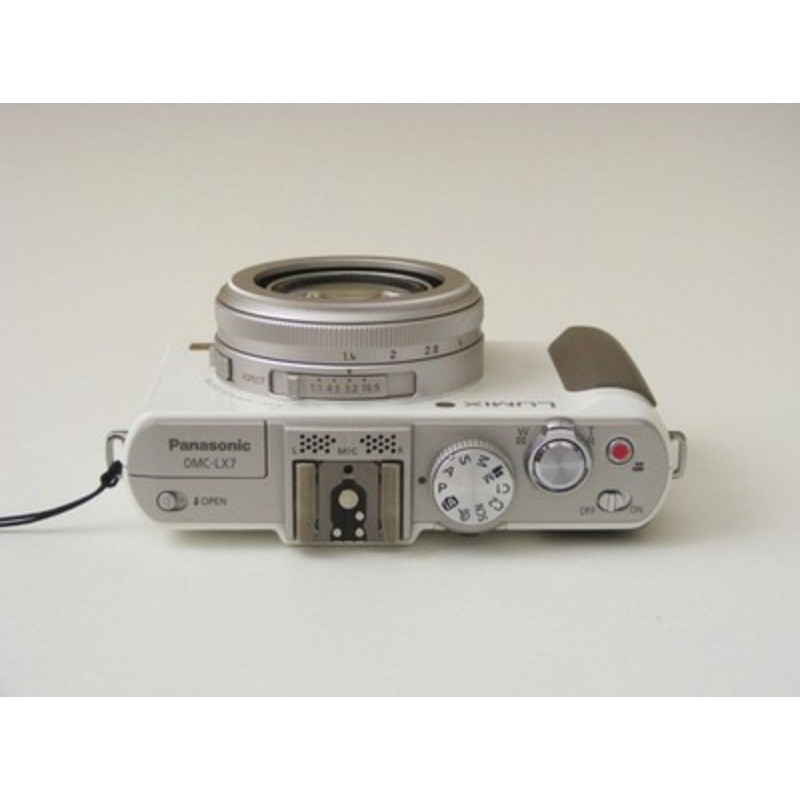 90%New Panasonic LX7 Digital Camera W/SD Card Charger Battery