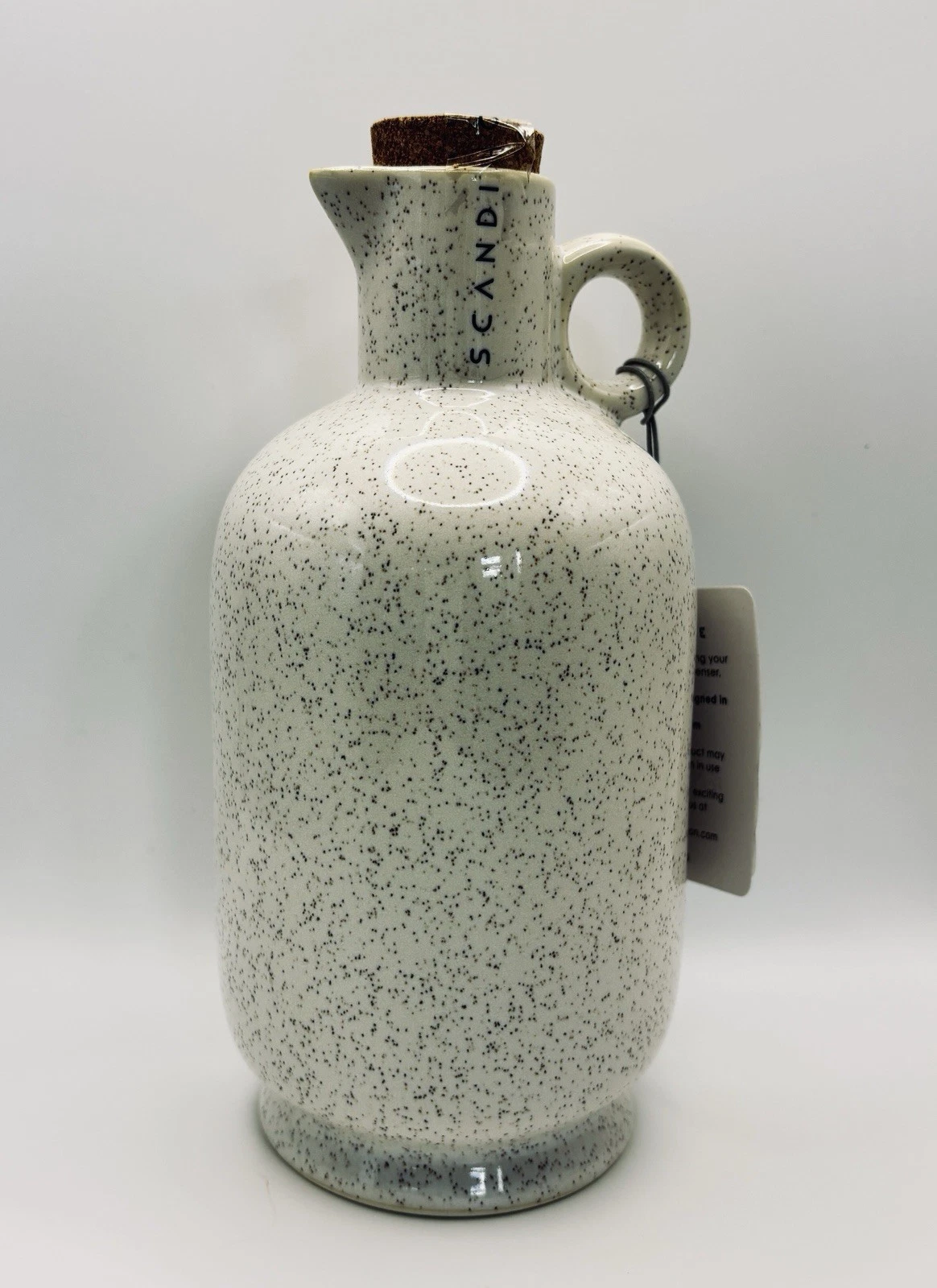 Scandi Home Oil Dispenser Cream Reactive Ceramic 18x8.5cm Speckled Brand New UK
Opens in a new windo