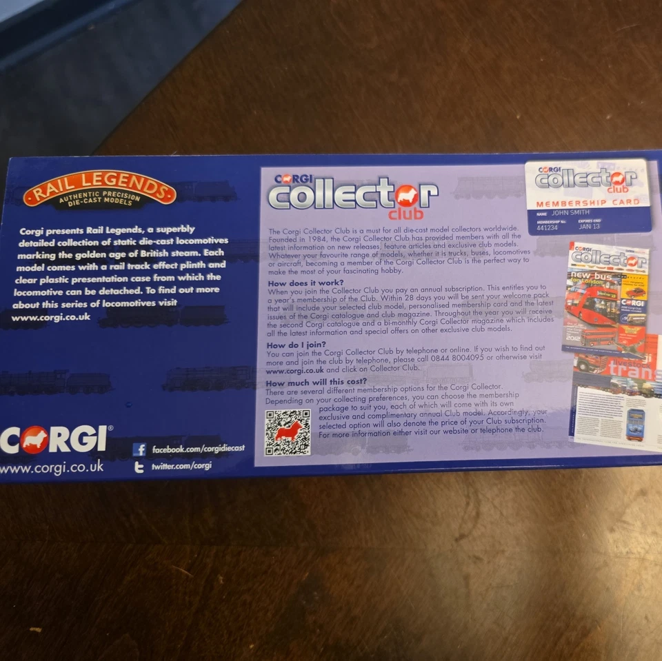 CORGI Rail Legends 1:120 ST97701 TRAIN BR 4-6-2 Britannia Class circa 2012 - Image 4 of 4