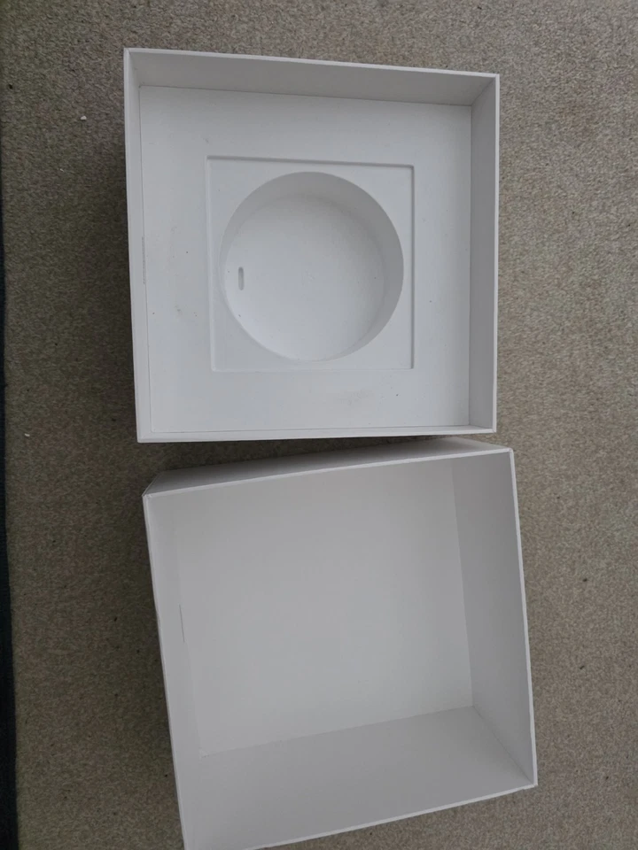 Genuine Mac Mini 2021 512gb Box - Image 3 of 3